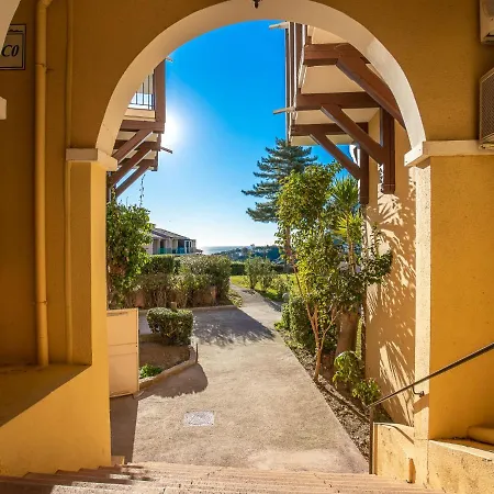 Le Village - C4 323 By Interhome *