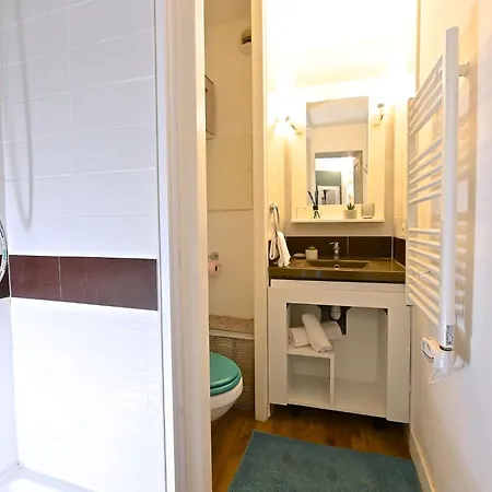 Le Village - C4 323 By Interhome Appartamento Saint-Raphaël