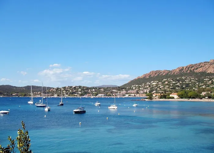 Le Village - C4 323 By Interhome Apartament Saint-Raphaël