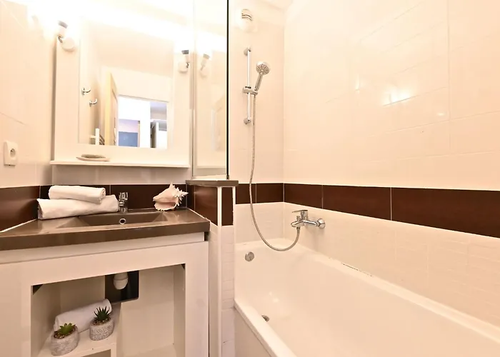 Le Village - C4 323 By Interhome