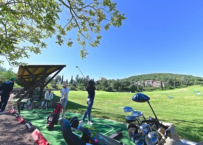 Apartment Le Village - C4 323 By Interhome